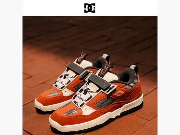 DC en Bronze 56K bundelen hun krachten voor de JS1 van John Shanahan