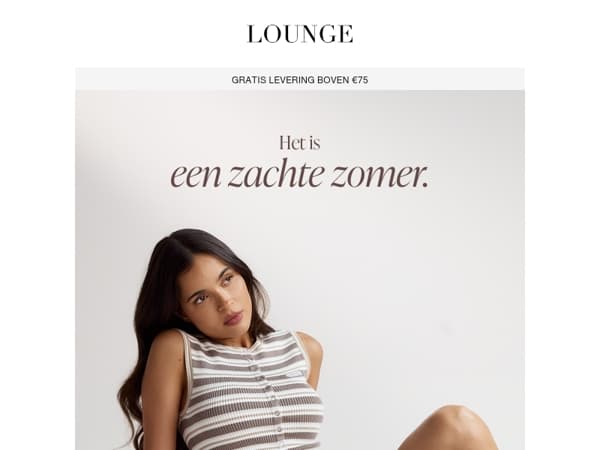 Nieuwe gestreepte gebreide setjes.