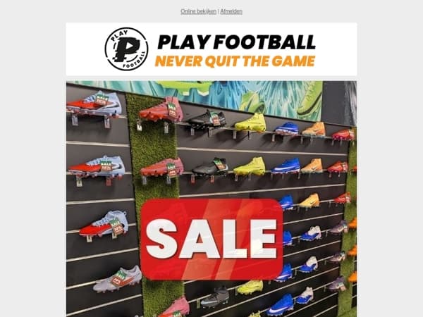 SALE! Nu tot 50% korting op Voetbalschoenen & Fanwear