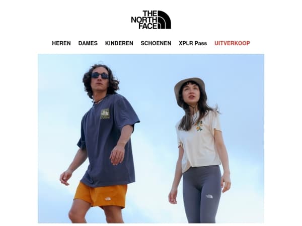 Tops en T-shirts om de zomer te beleven