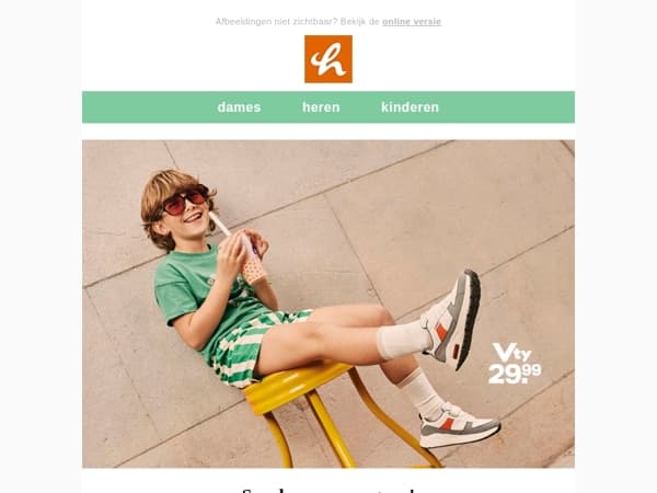 Kleine sneakers, grote avonturen 😎✨